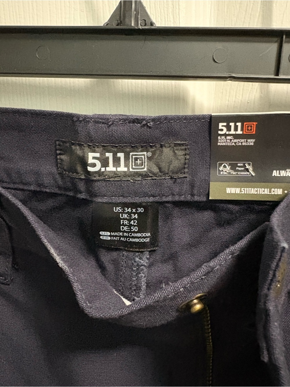 5.11 Tactical Men's Navy Blue Cargo Pants - Picture 2 of 3